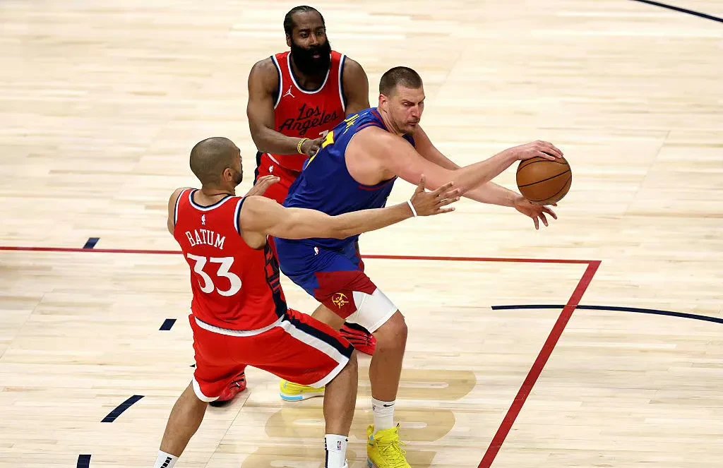 哈登在法国队比赛中战术调整，出色发挥引发热议！的简单介绍九游体育游戏 最新版