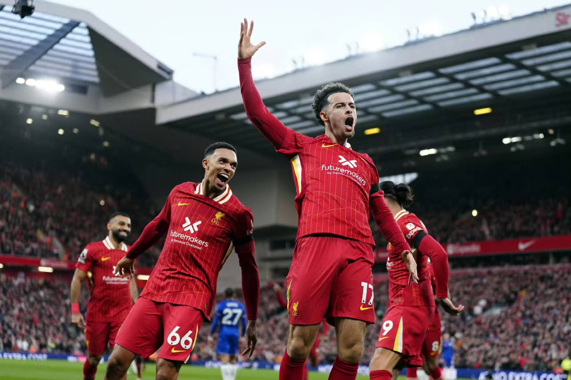 切尔西不断突破！，萨拉赫连续十二场比赛得分超过比赛局势复杂上演精彩一战的简单介绍九游体育客户端下载