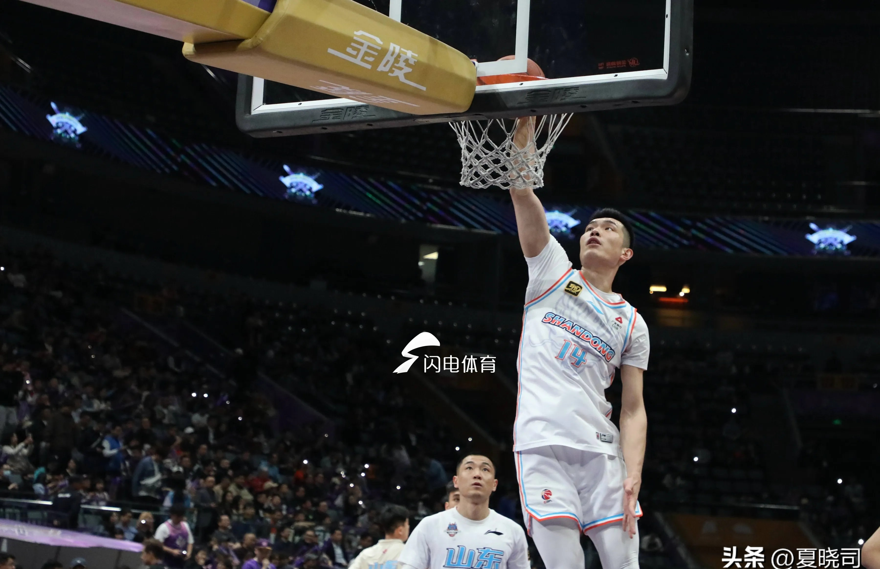 关于今晚体能课后，山东泰山豪取连胜备战CBA季后赛，质疑声仍在，阵容厚度经受考验的信息九游APP体育版下载