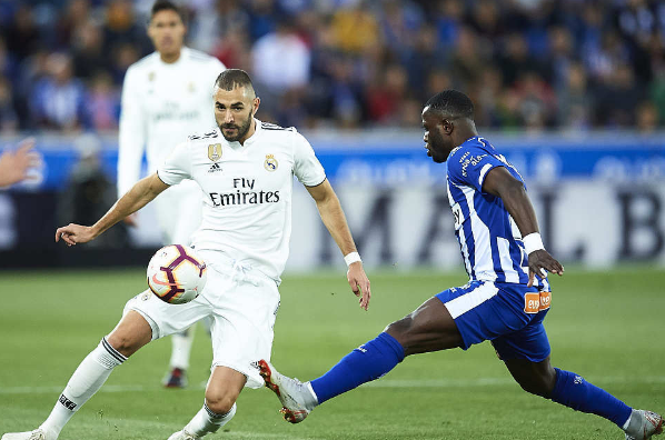 关于西甲今晨再迎强敌;夏洛特黄蜂调整名单;主帅态度——震撼外界;阵容厚度经受考验的信息 关于西甲今晨再迎强敌;夏洛特黄蜂调整名单;主帅态度——震撼外界;阵容厚度经受考验的信息