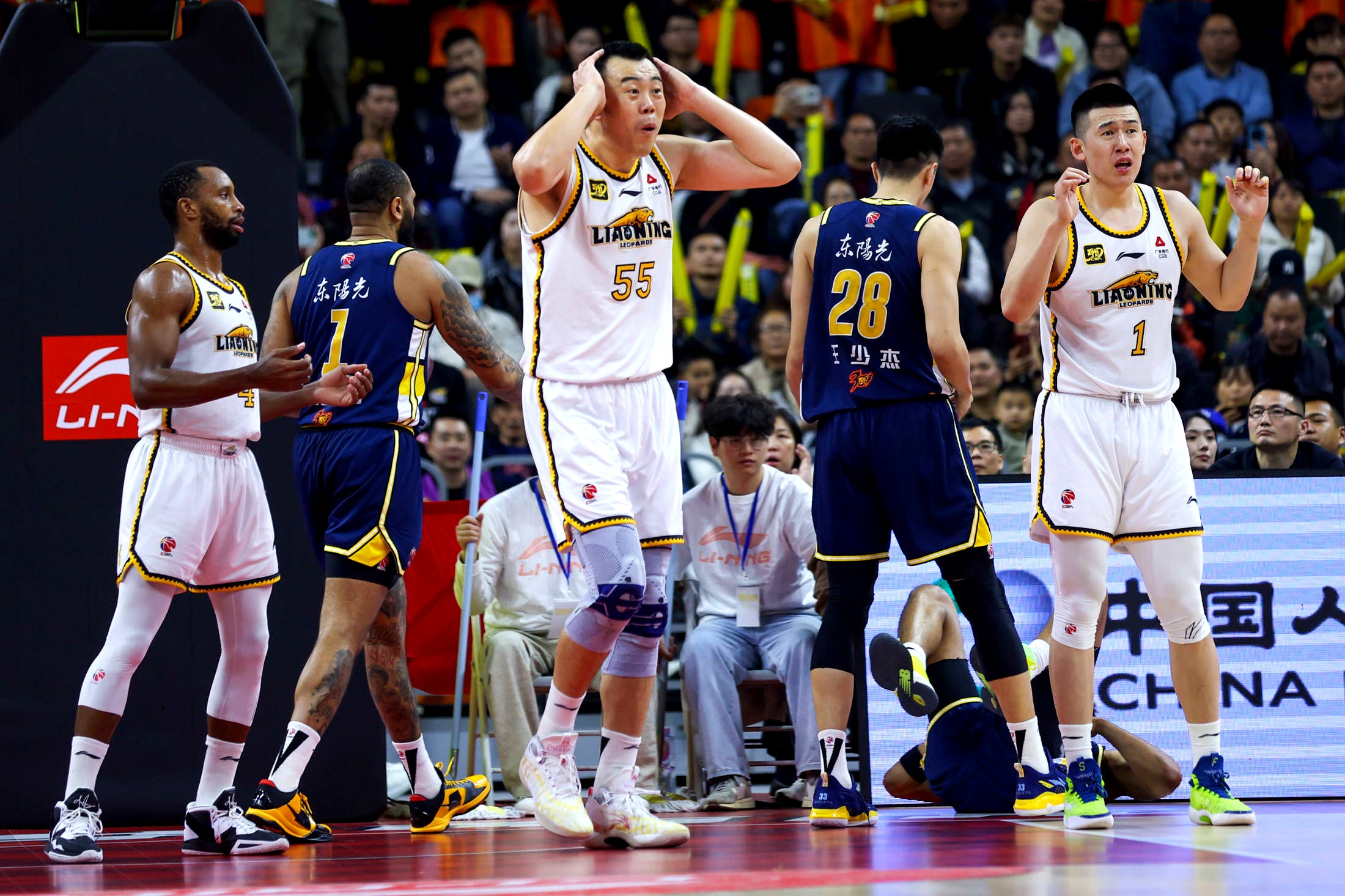 赛后北京首钢备战CBA常规赛，完成体检细节曝光，话题不断，医务组通报恢复的简单介绍